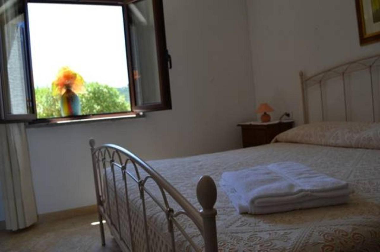 Agriturismo Lu Stabbiacciu Aglientu Exterior foto