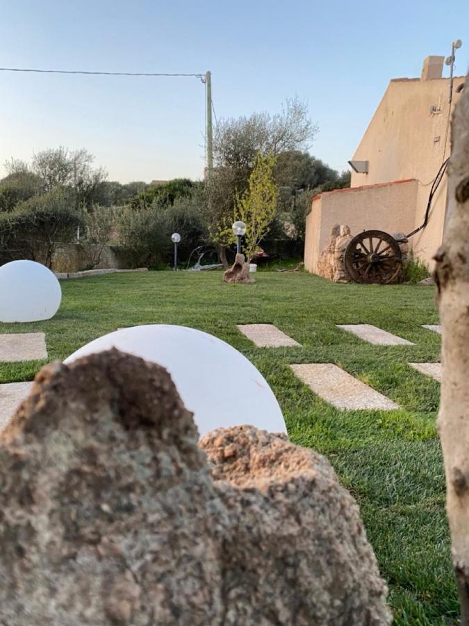 Agriturismo Lu Stabbiacciu Aglientu Exterior foto
